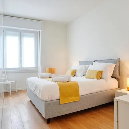 Piranesi Boutique - Modern Design 5 Mins From Linate Airport Apartment *