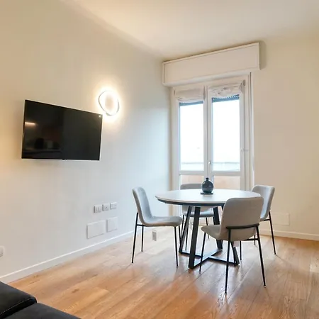 Apartament Piranesi Boutique - Modern Design 5 Mins From Linate Airport Mediolan